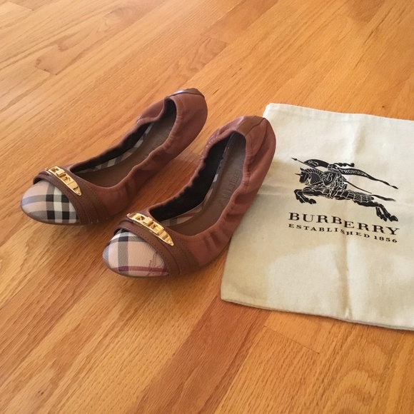 BURBERRY BALLERINA FLATS - Picture 1 of 3